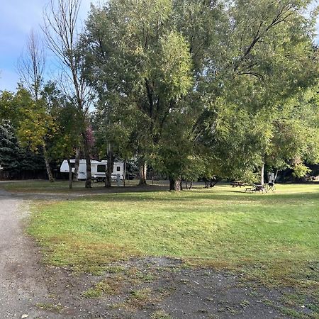 The Idaho Lodge & Rv Park ボナーズ・フェリー エクステリア 写真